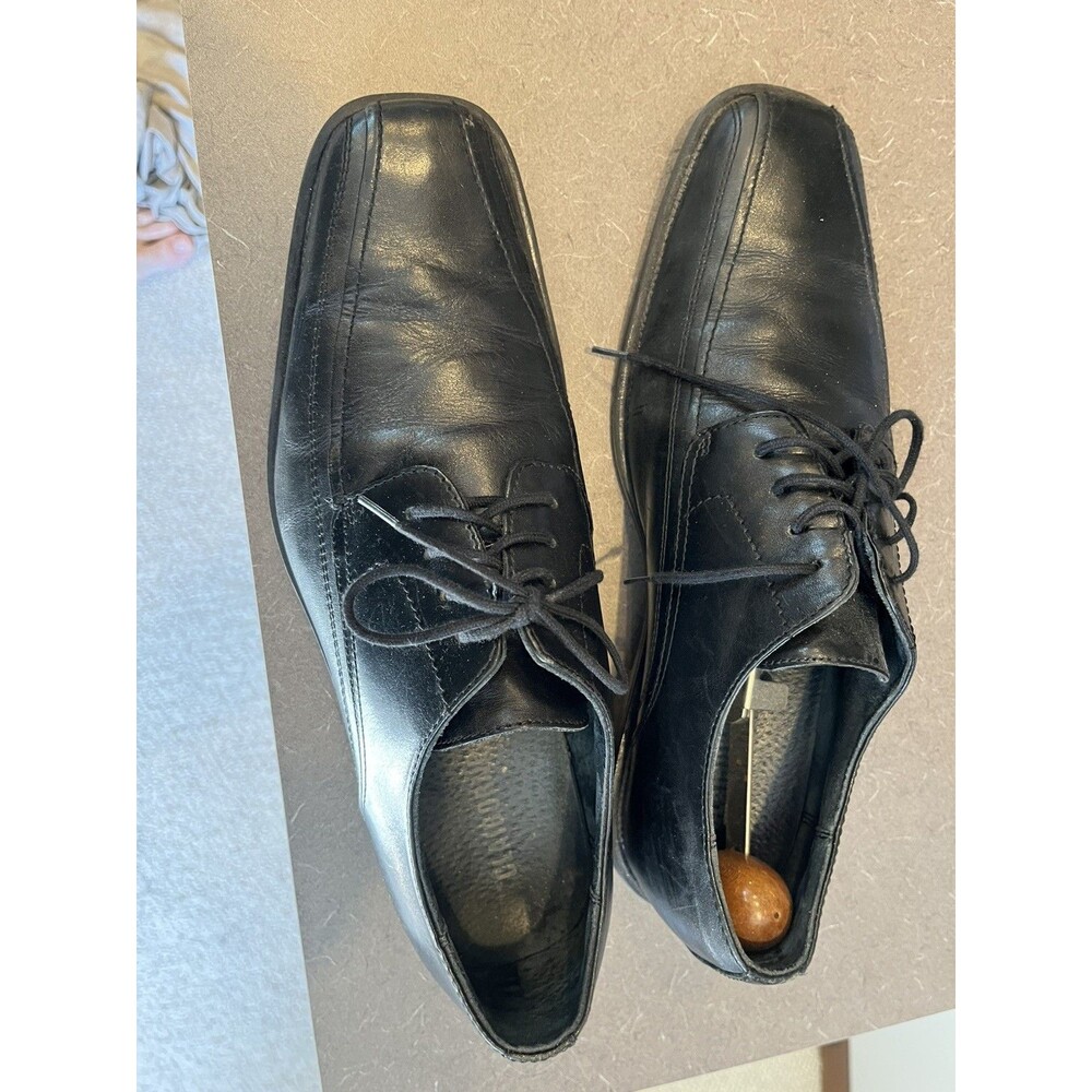Claiborne Derby Dress Shoes Men's 11 Black Leather Square Toe Lace Up.